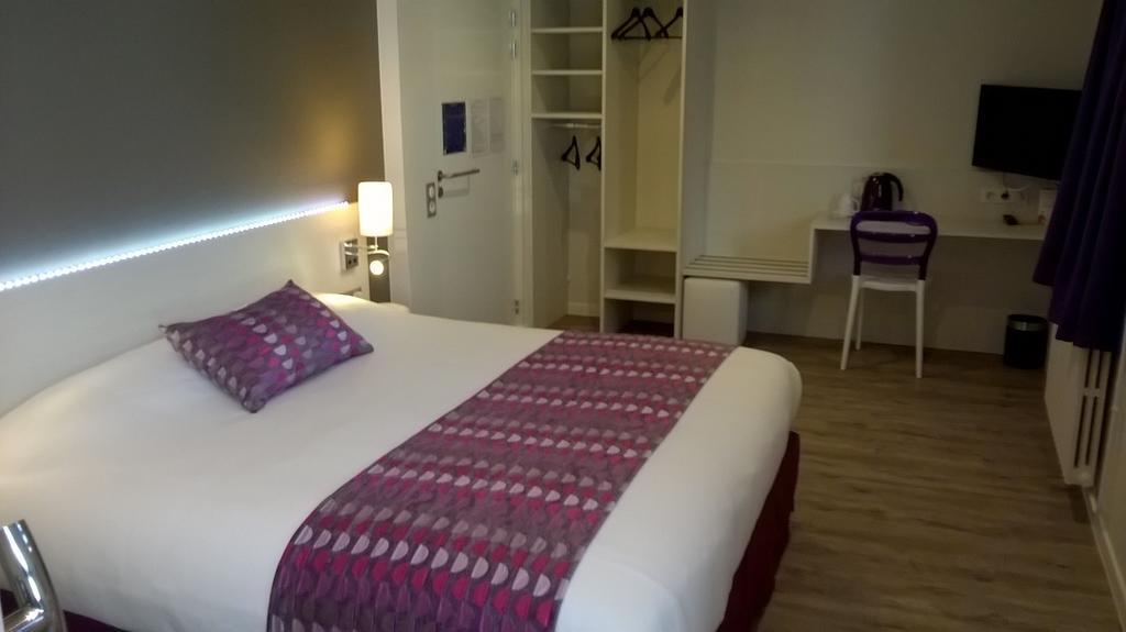 Contact Hotel Du Cerf Château-Gontier Rum bild