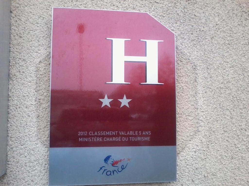 Contact Hotel Du Cerf Château-Gontier Exteriör bild